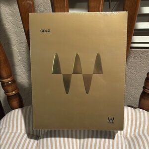 Waves “Gold” PC Audio Software, 24 Essential Processors, New in Box